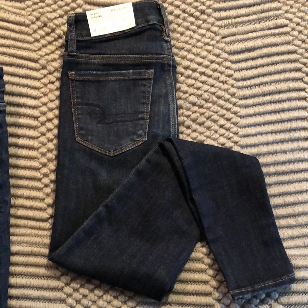 American Eagle jeans -new with tags - great for the fall